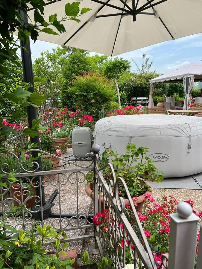 פיאצולה סול ברנטה Casa Serenella B&B - Casa Vacanze מראה חיצוני תמונה