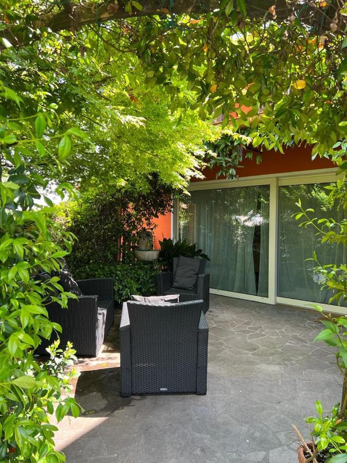 פיאצולה סול ברנטה Casa Serenella B&B - Casa Vacanze מראה חיצוני תמונה